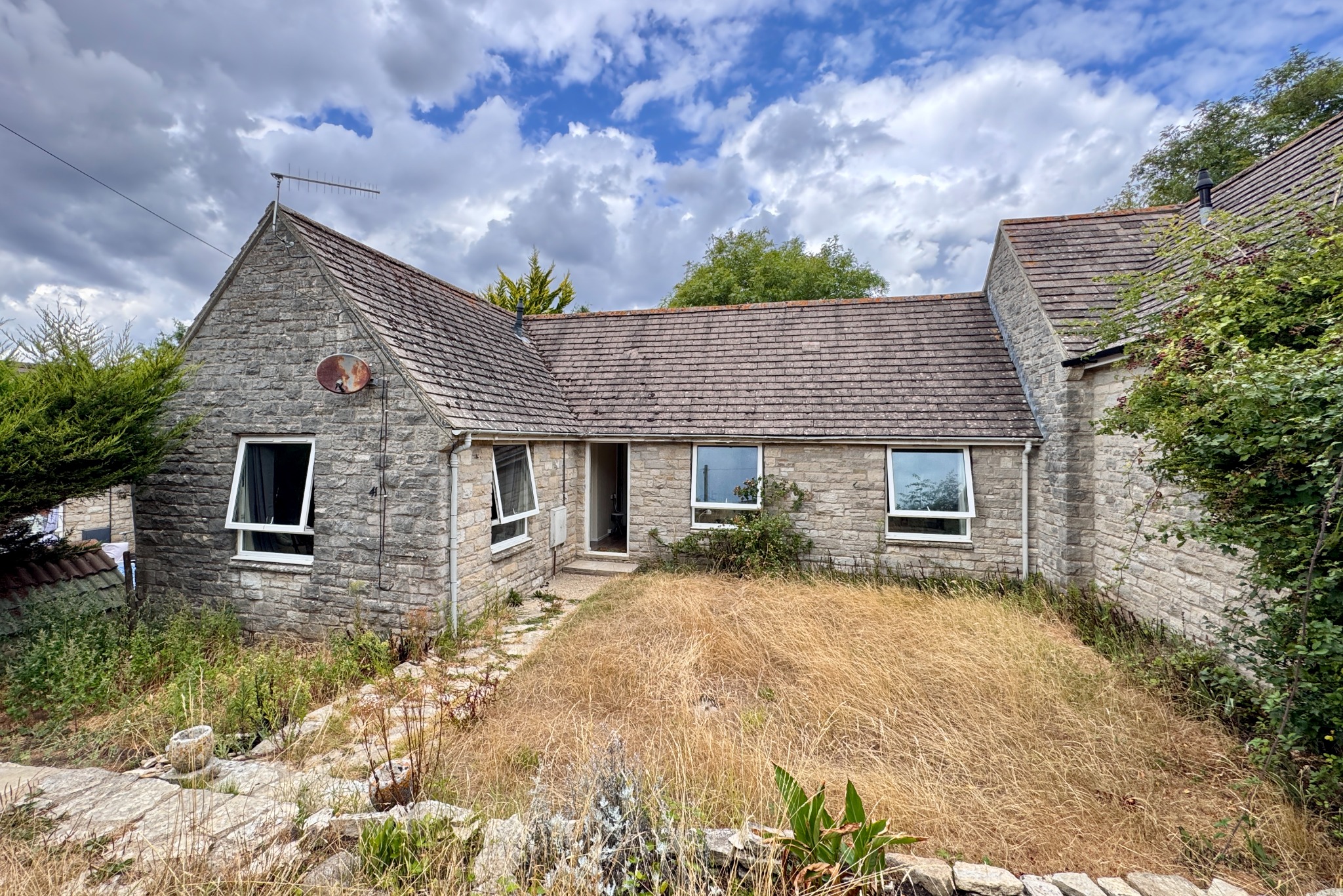 HALVES COTTAGES, CORFE CASTLE
