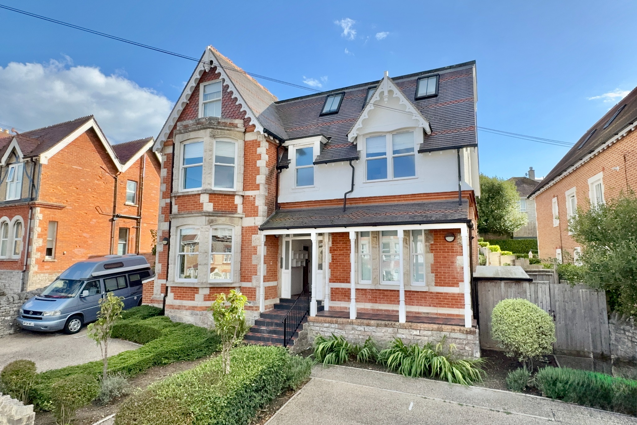 CLUNY CRESCENT, SWANAGE
