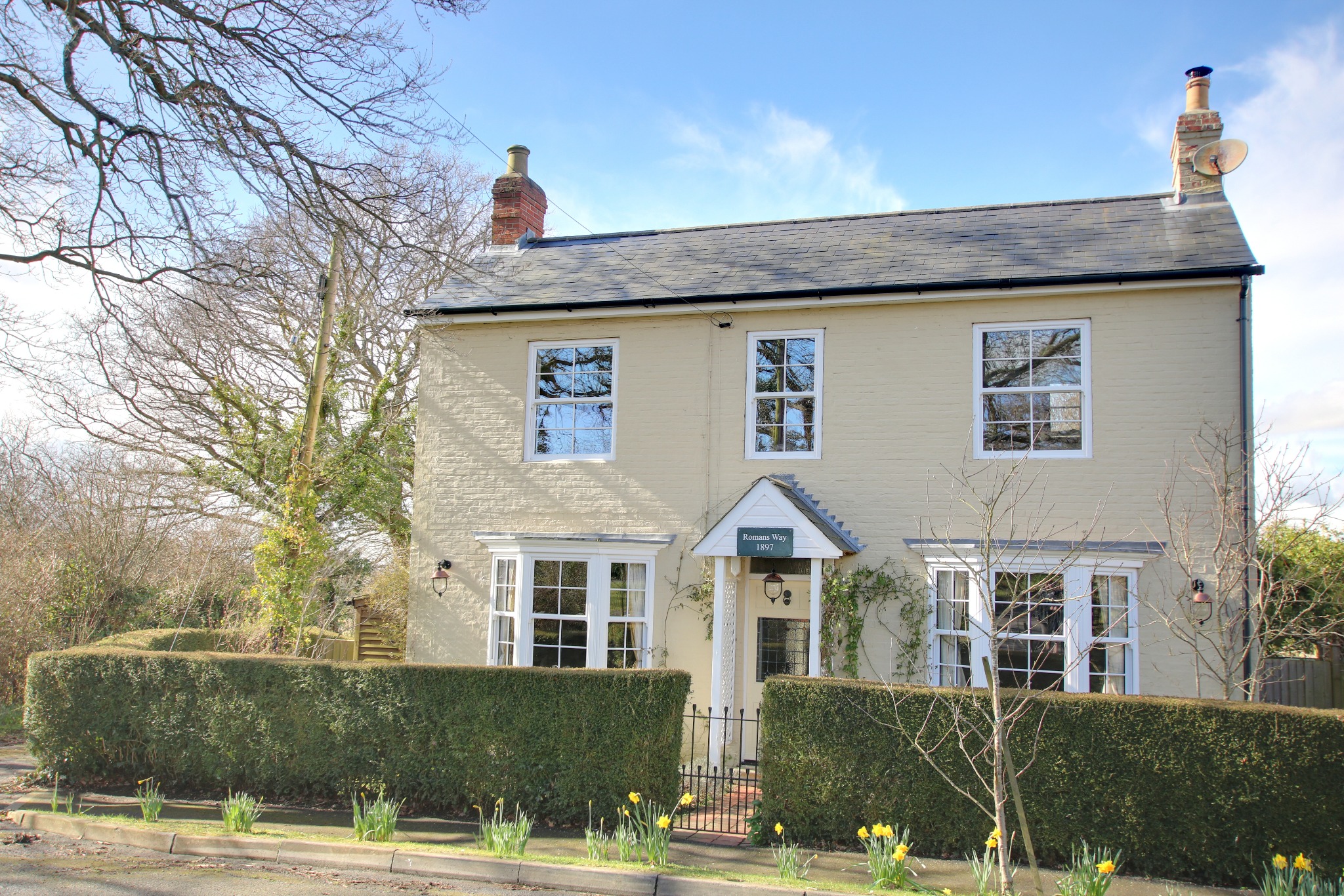 For Sale Waltham, 4 Bedroom Property from Pearsons Estate Agents