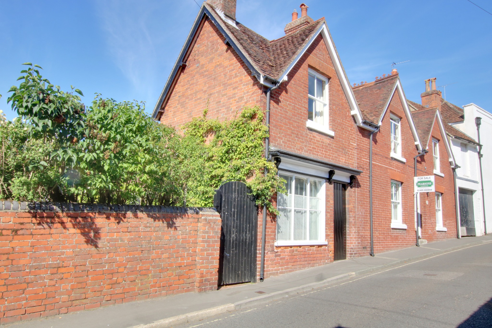 For Sale In The Heart Of Waltham, 3 Bedroom Property from