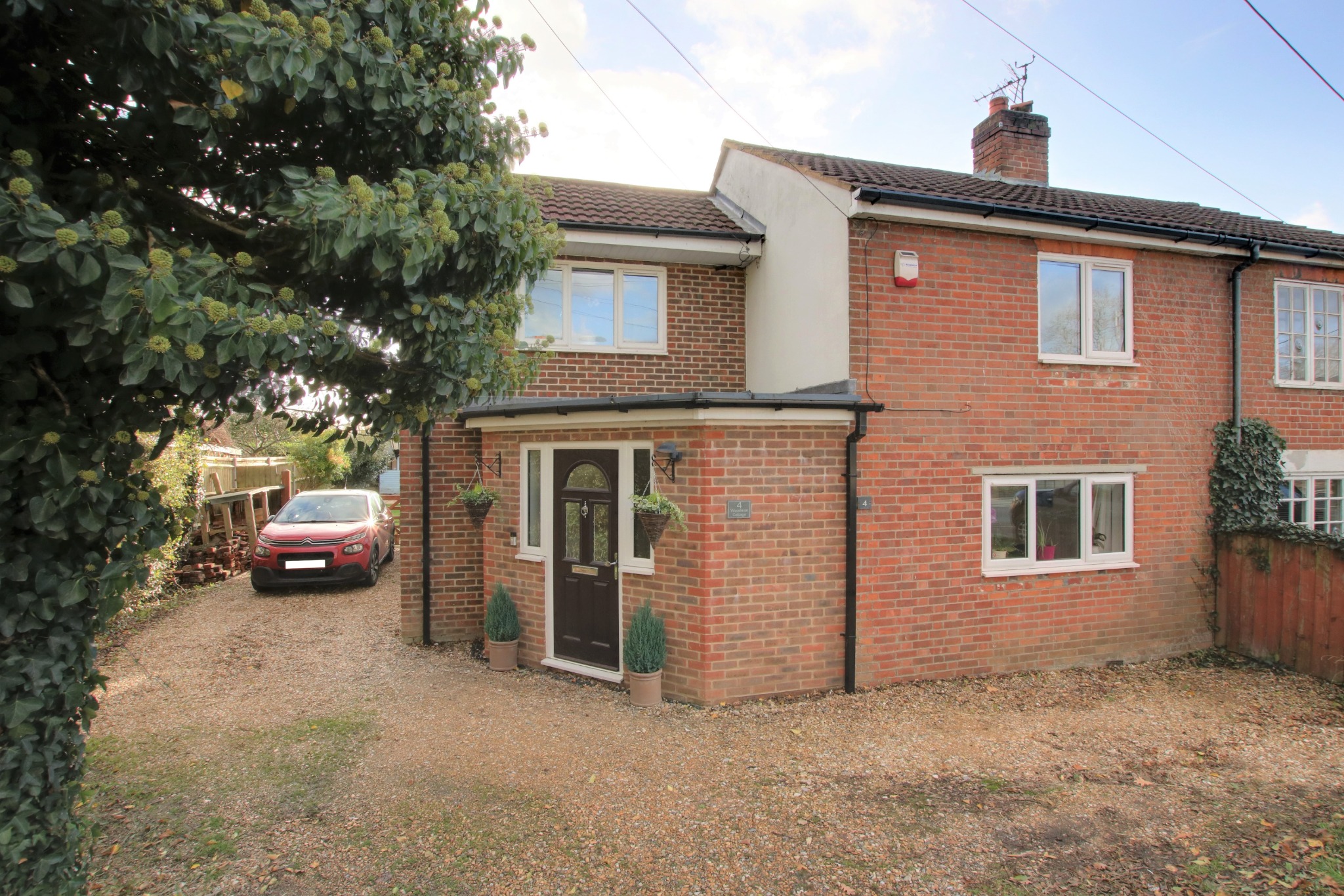 For Sale Lower Upham, 4 Bedroom Property from Pearsons Estate Agents