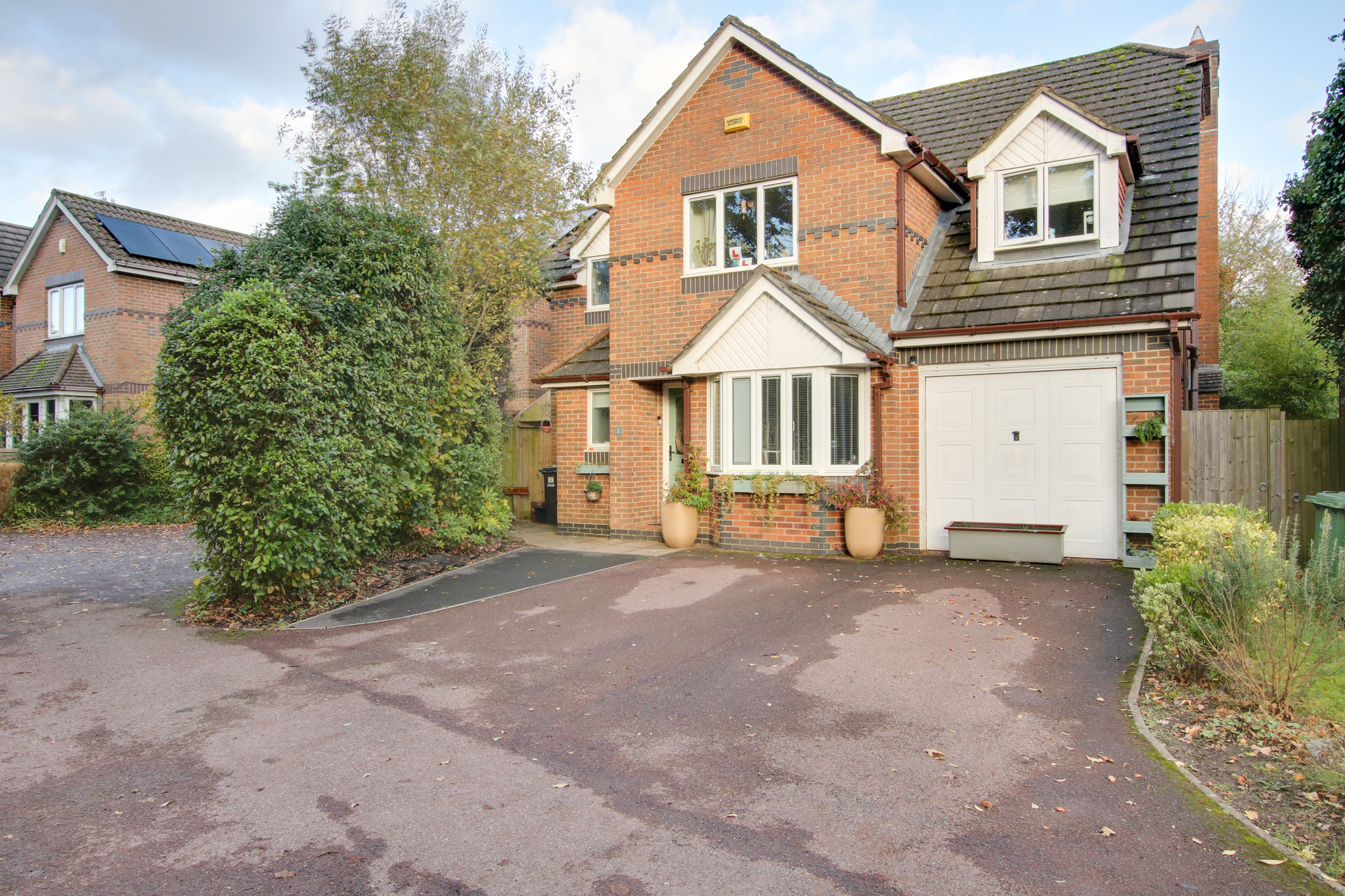 For Sale Fair Oak, 4 Bedroom Property from Pearsons Estate Agents