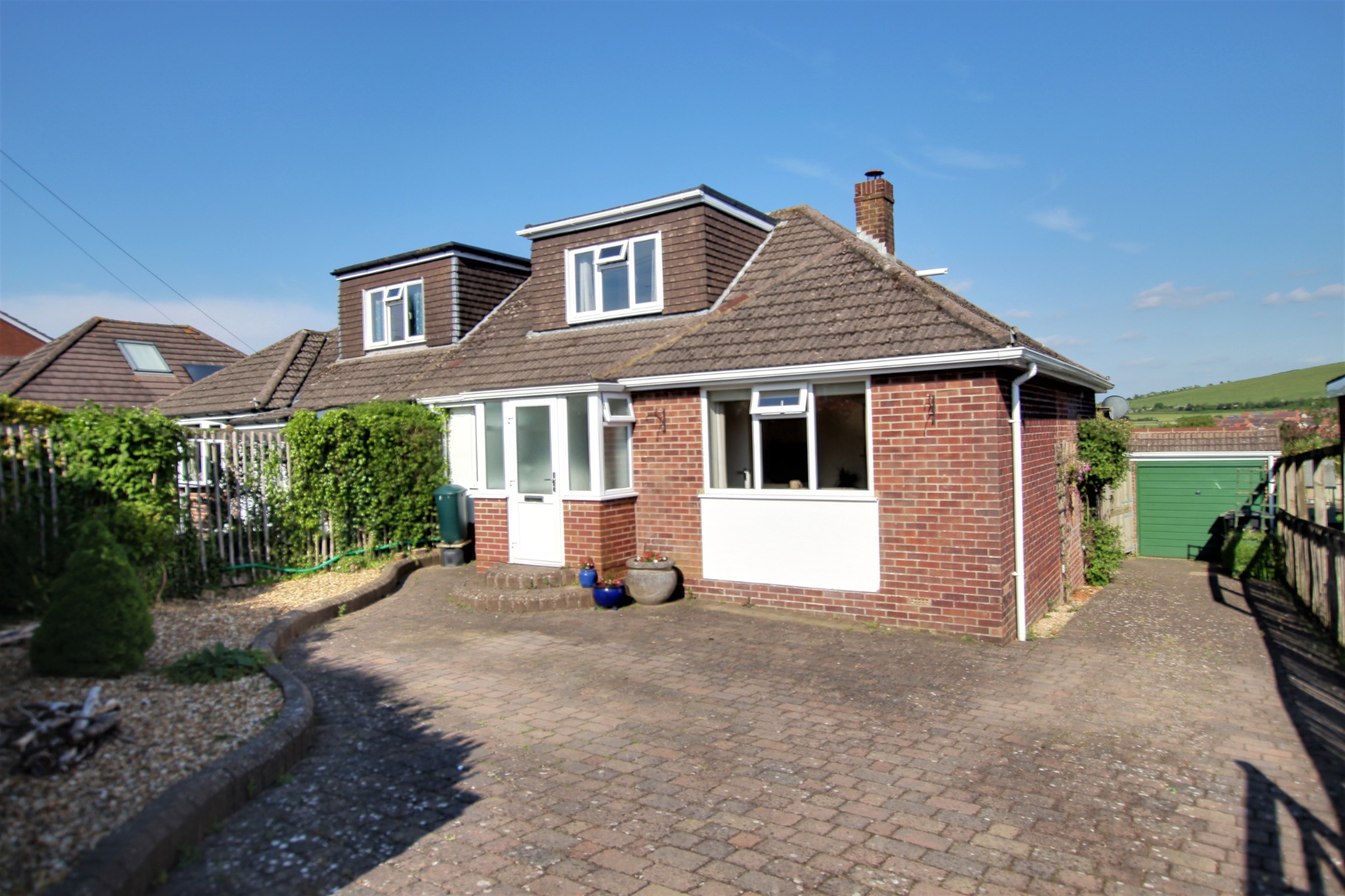 For Sale New Road Clanfield, 3 Bedroom Property from Pearsons Estate