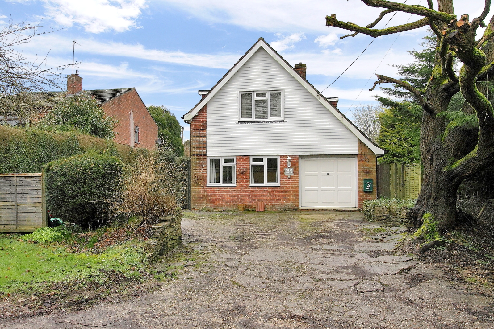 For Sale: Thruxton, 4 Bedroom Property from Pearsons Estate Agents