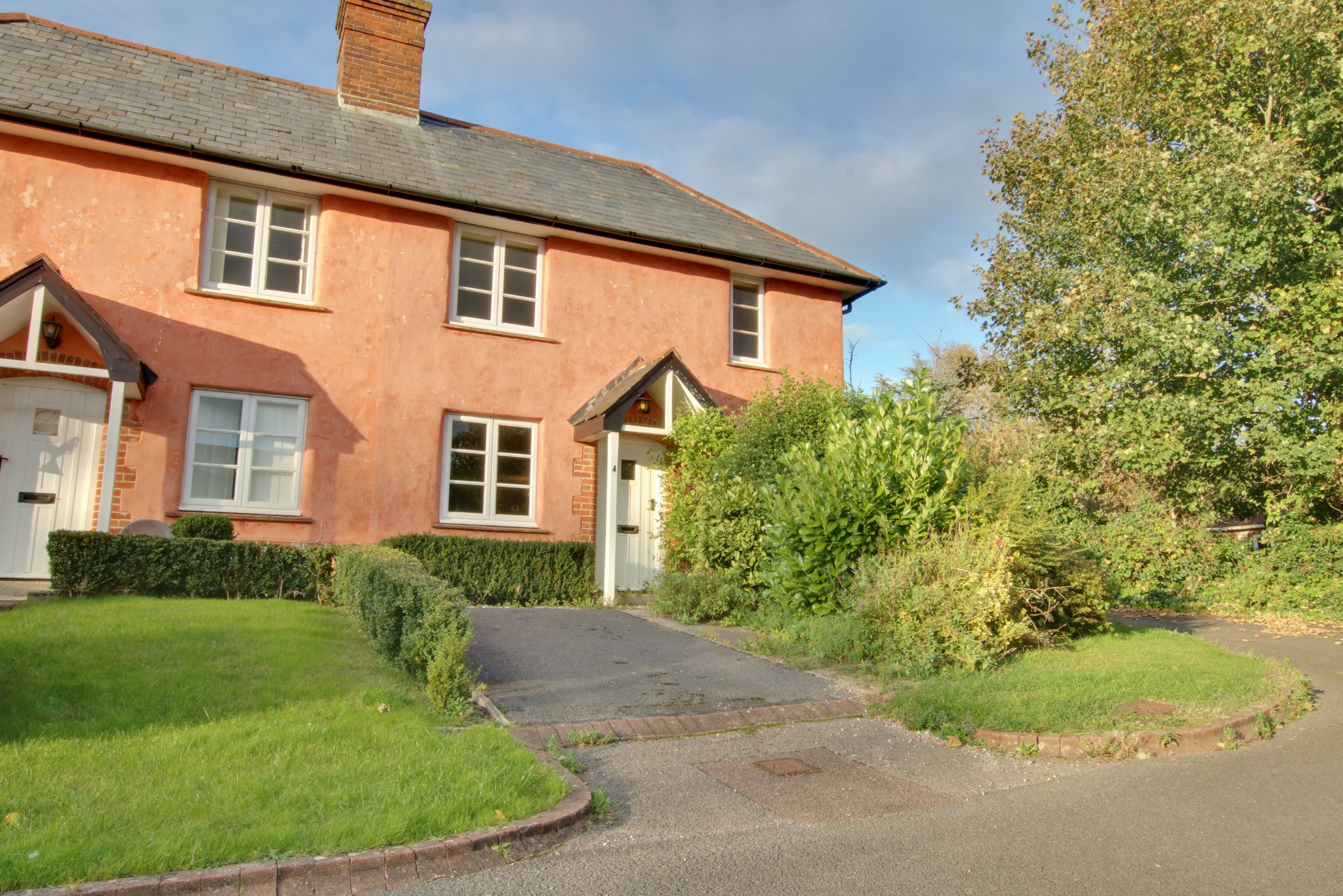 For Sale King's Somborne, Stockbridge, 2 Bedroom Property from