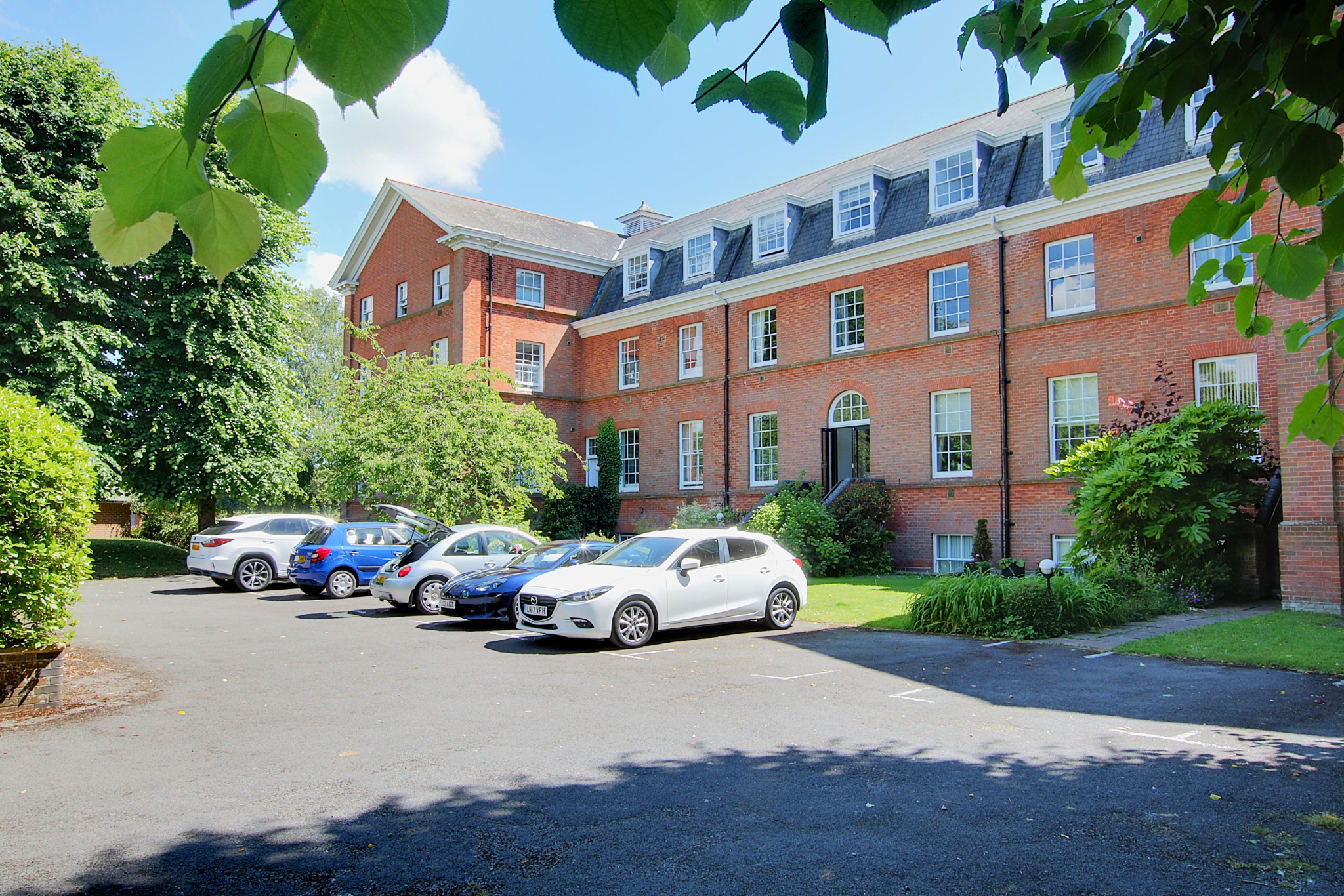 For Sale: Montfort College, Romsey, 3 Bedroom Property from Pearsons ...