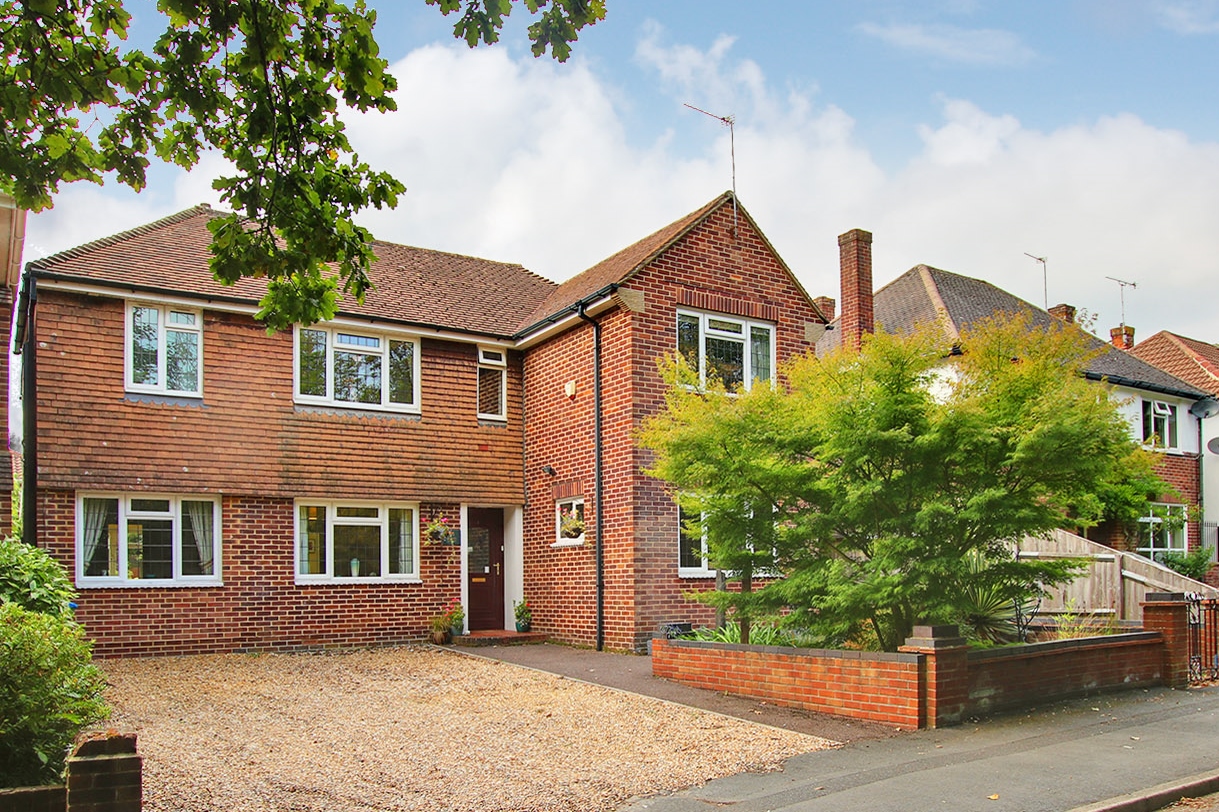 For Sale Bassett, Southampton, 4 Bedroom Property from Pearsons Estate Agents