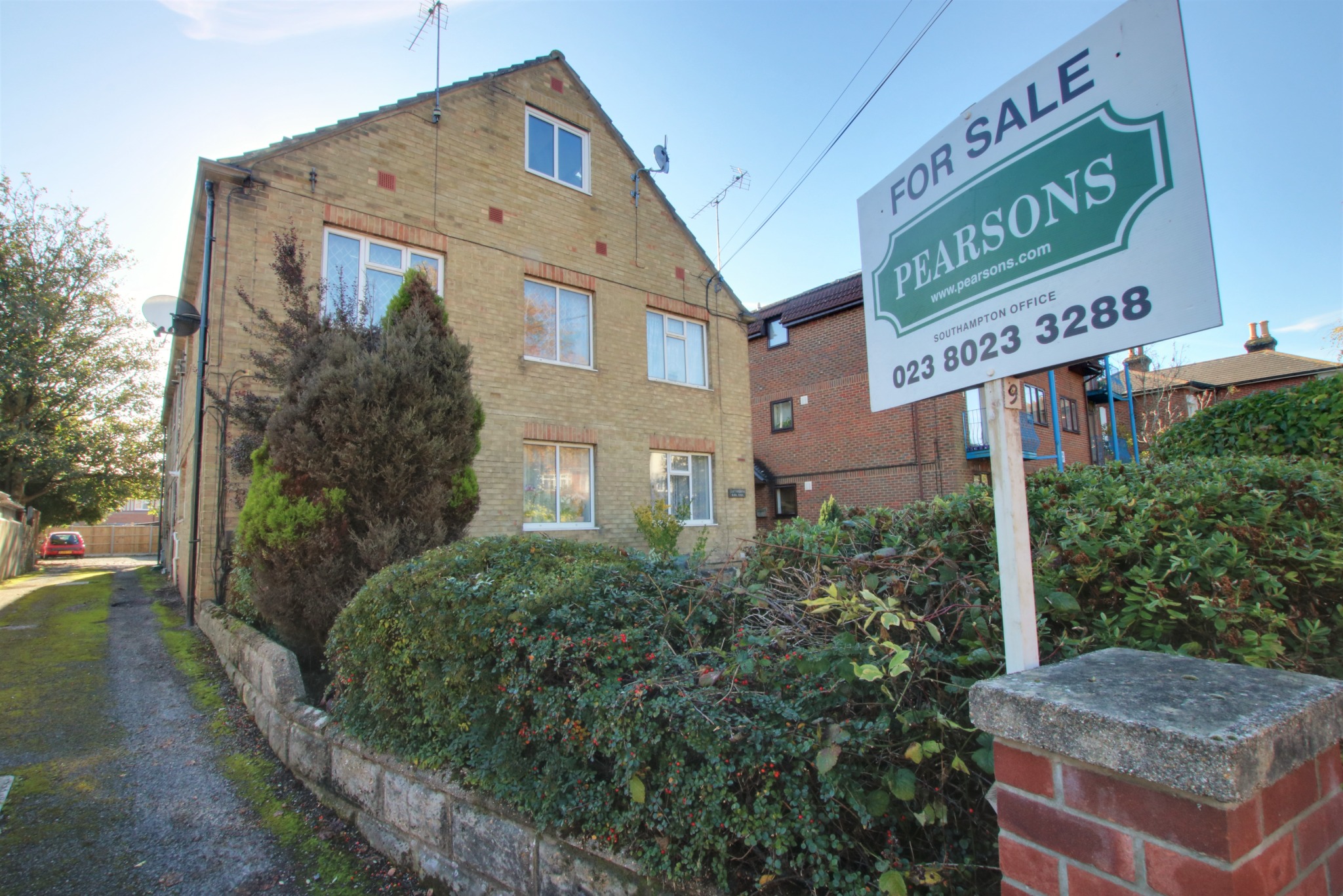 For Sale Roberts Road, Shirley, Southampton, 2 Bedroom Property from