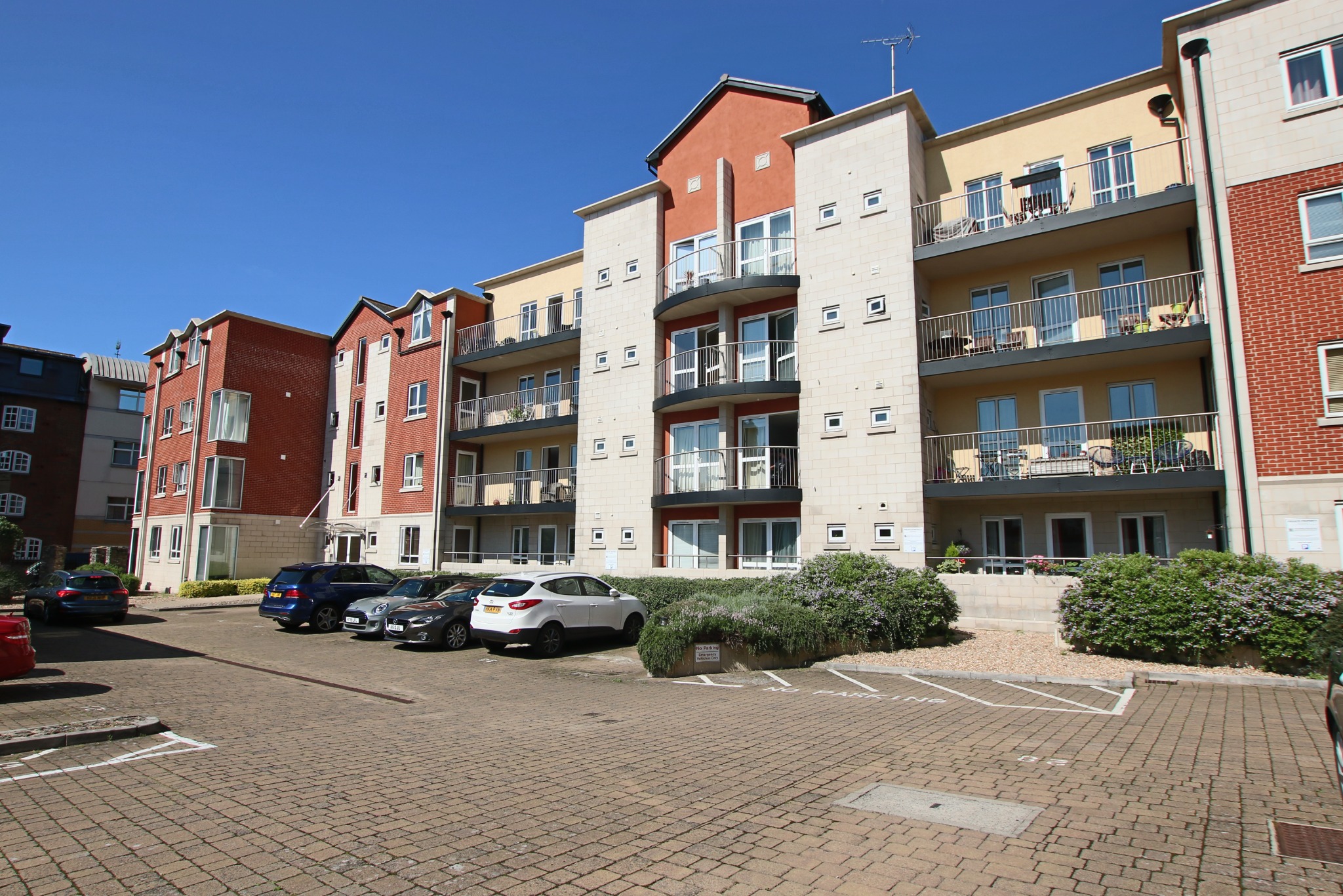 For Sale Gloucester Square, Southampton, 2 Bedroom Property from