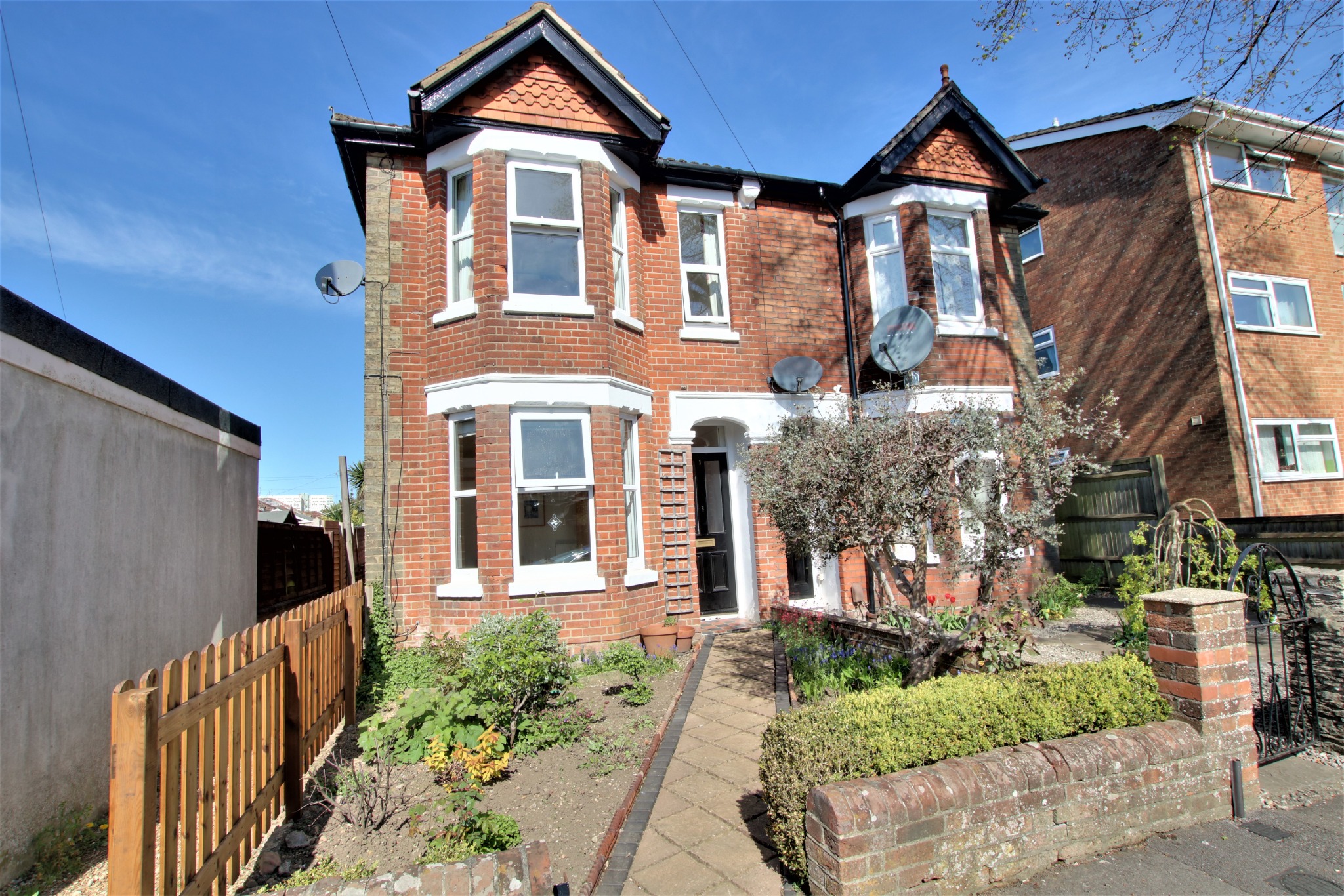 For Sale Shirley, Southampton, 2 Bedroom Property from Pearsons Estate