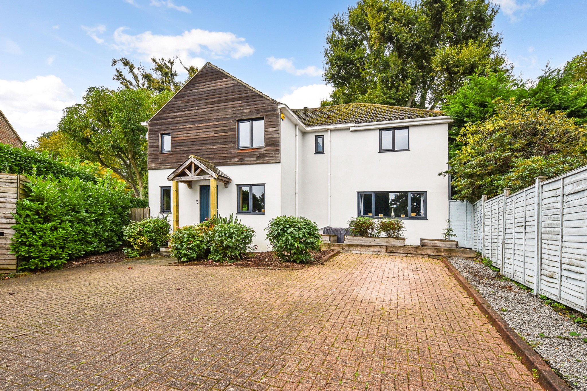 For Sale Chilworth, Southampton, 4 Bedroom Property from Pearsons Estate Agents