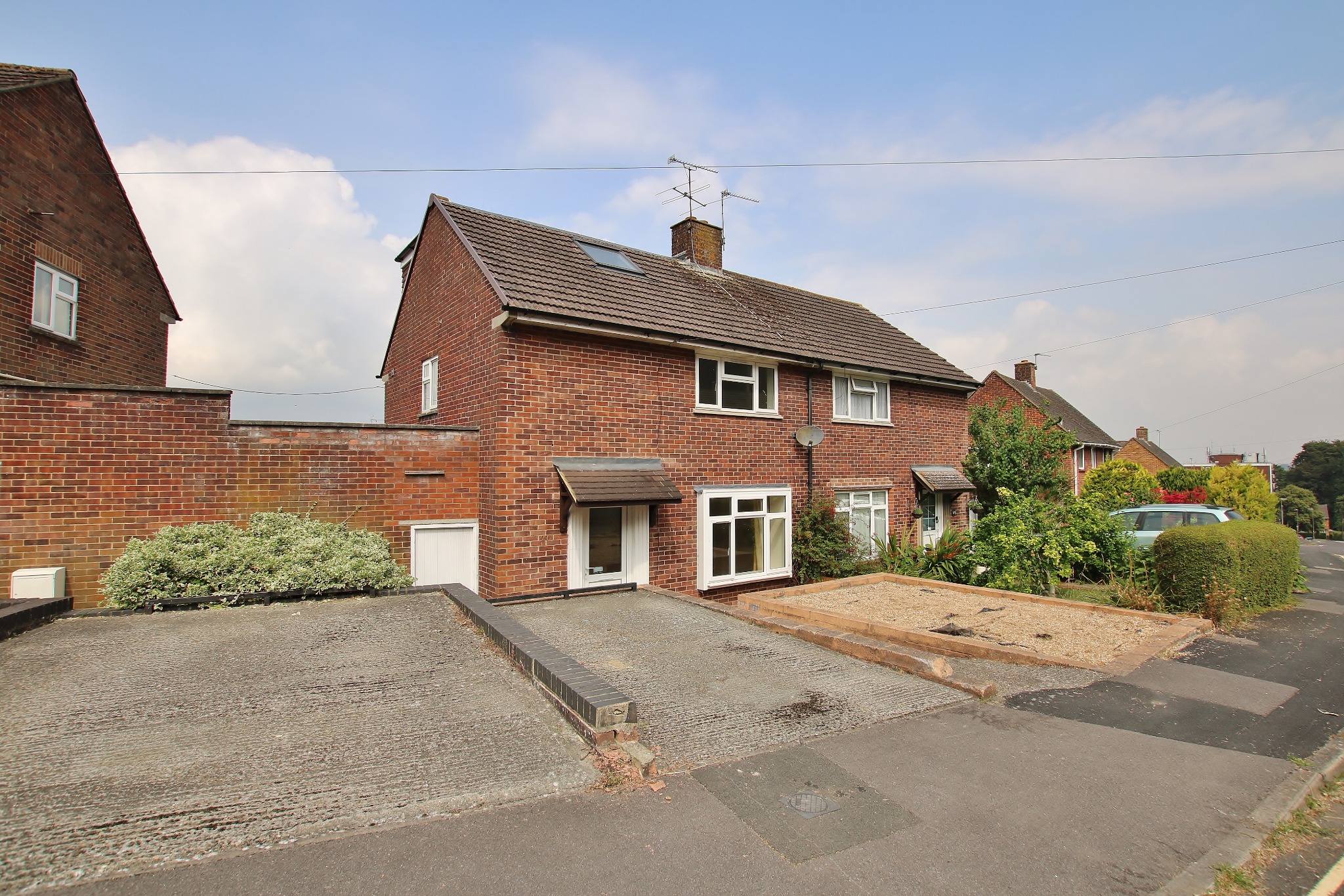 For Sale Winnall, Winchester, 3 Bedroom Property from Pearsons Estate