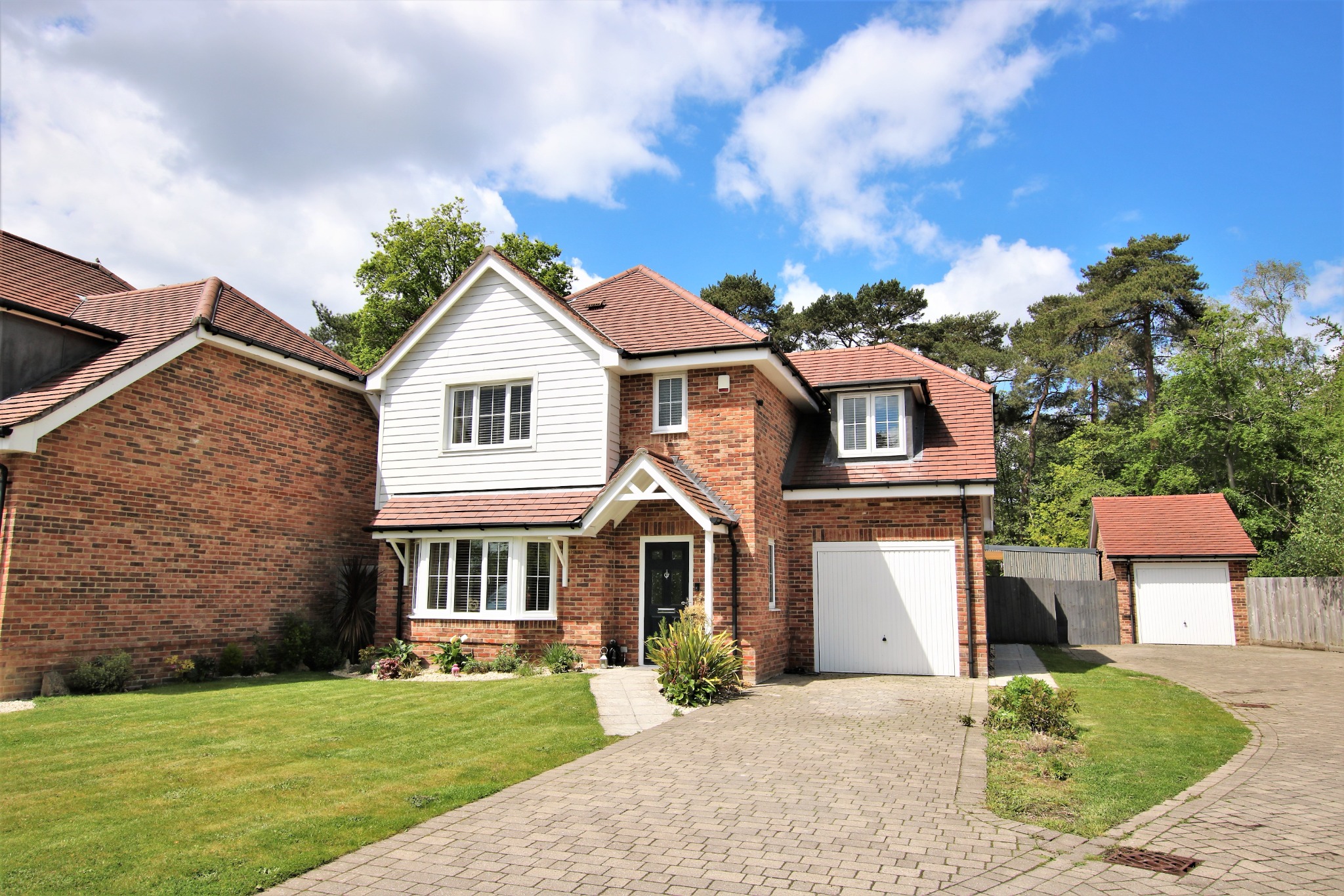 For Sale Thornhill Park, Southampton, 4 Bedroom Property from Pearsons