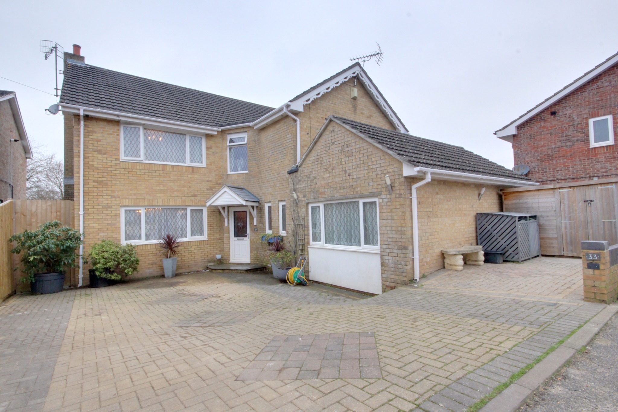For Sale Horndean Waterlooville, 6 Bedroom Property from Pearsons