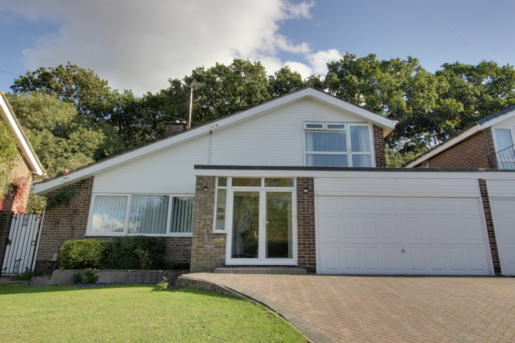 For Sale Hurstville Drive, Waterlooville, 4 Bedroom Property from