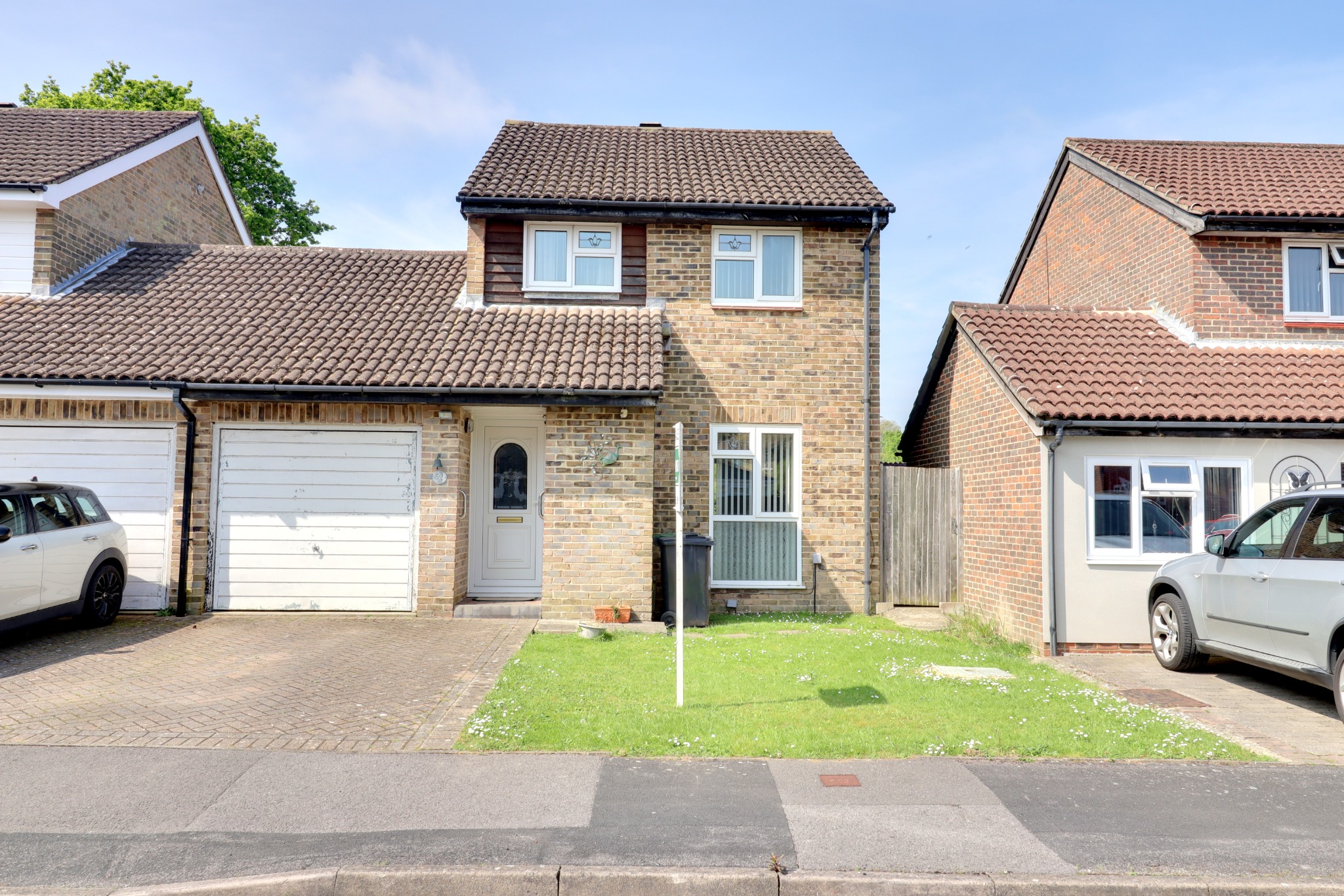 For Sale Aintree Drive, Waterlooville, 3 Bedroom Property from