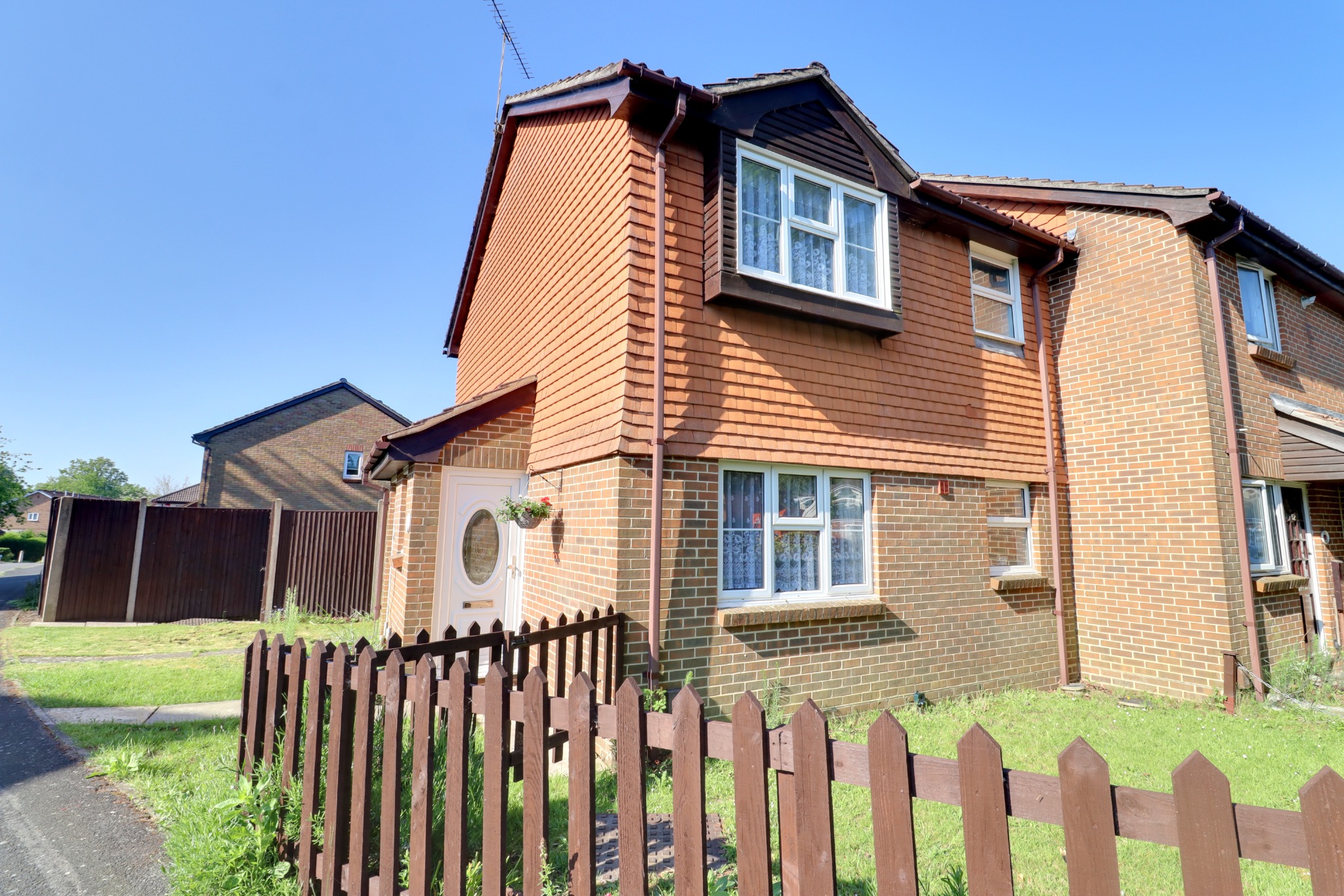 For sale amethyst grove waterlooville 1 bedroom property from