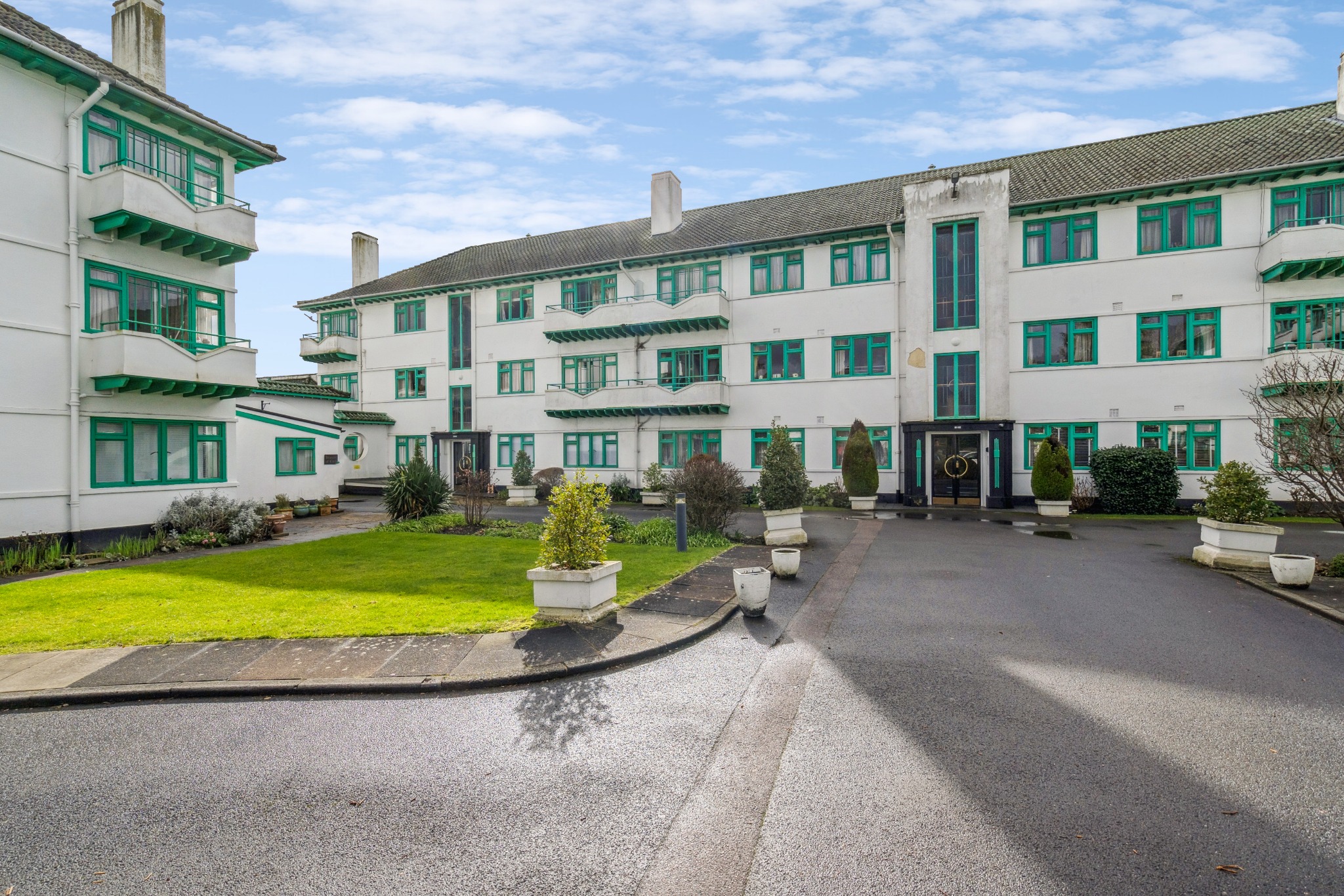 Elm Park Court, Elm Park Road, Pinner, HA5