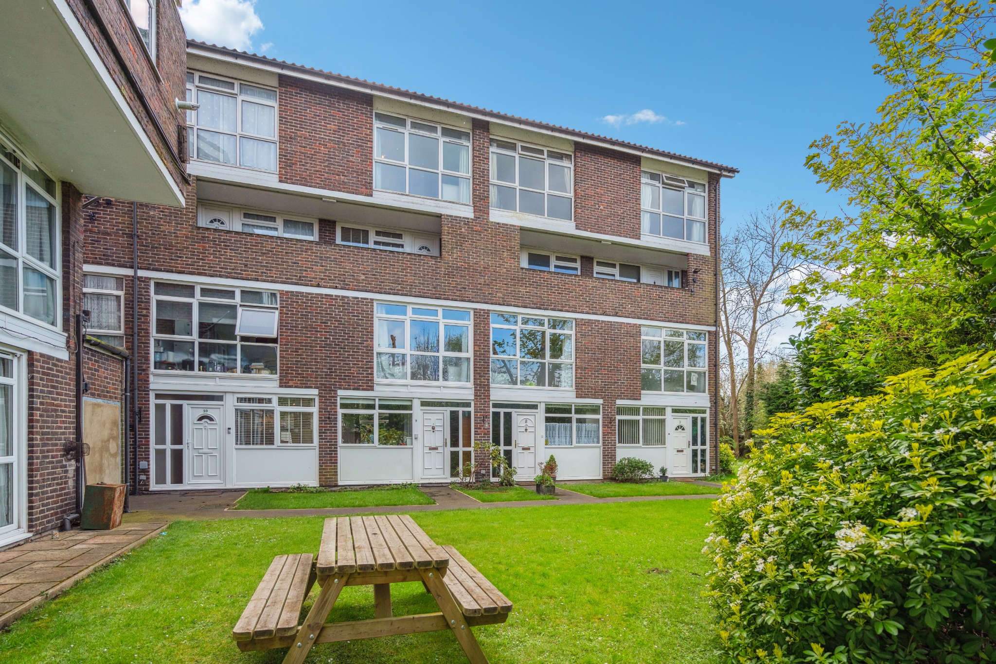 Burlington House, Goral Mead, Rickmansworth, WD3