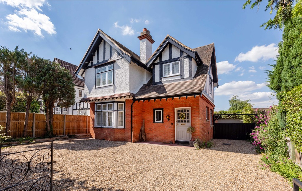 Woodlands, 68 Harrow Lane